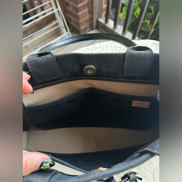 Vintage 1990’s Dooney and Bourke Signature Monogram Canvas & Leather Satchel - Picture 11 of 15